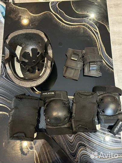 Защита для роликов maxcity