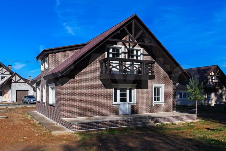 Дом 199 м² на участке 10 сот.