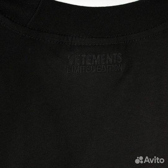Футболка Vetements