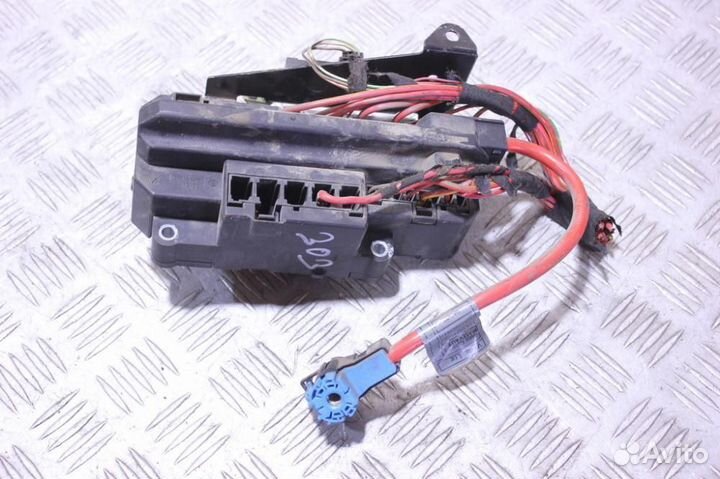 Блок предохранителей салонный Bmw 7 e66 2001-2008