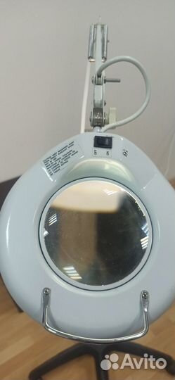 Лампа лупа для косметолога