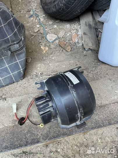 Моторчик печки ваз 2114