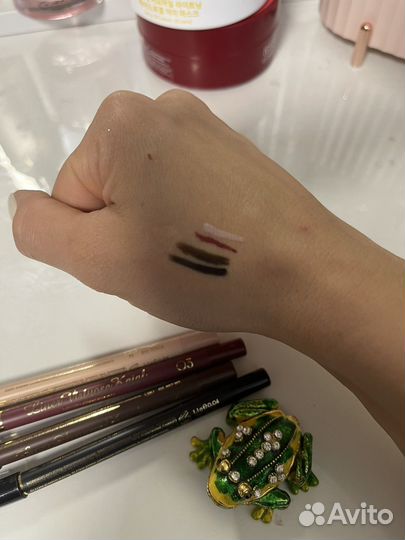 Карандаши для глаз