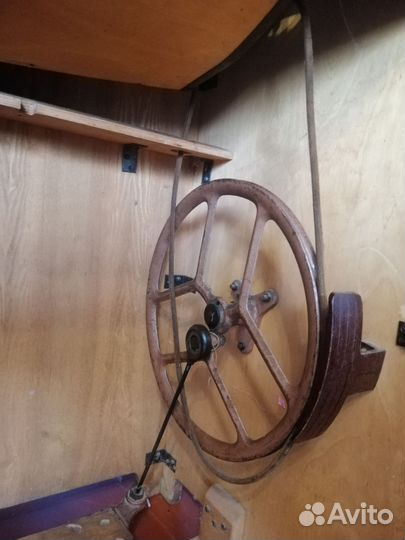 Швейная машина Подольск ножная