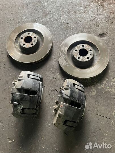 Тормозные суппорта с дисками Audi S8