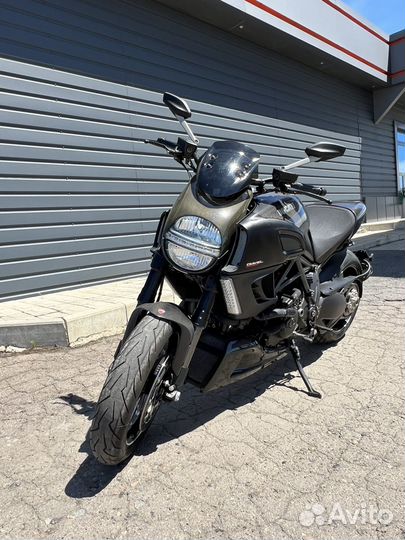 Ducati Diavel Carbon