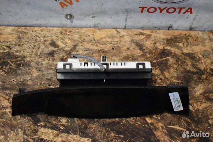 Экран бортового компьютера Honda Civic 5D R18A