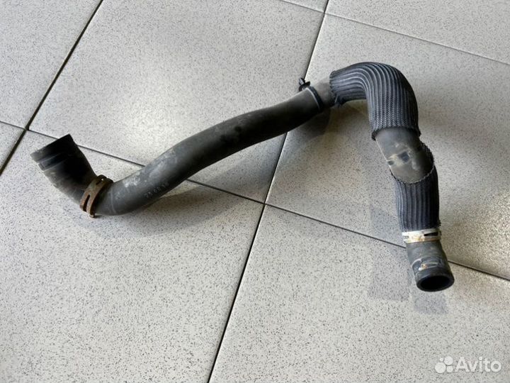 Патрубок радиатора верхний Renault Arkana пробег