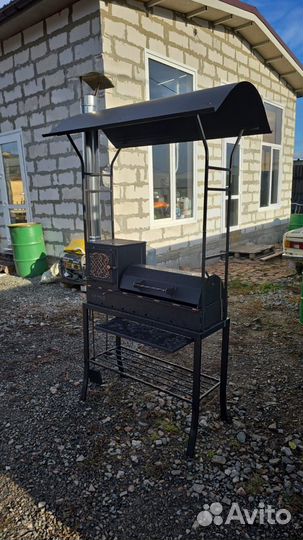 Мангальная зона. Мангал с крышей