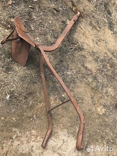 Конский плуг