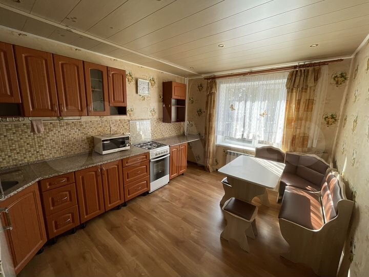 2-к. квартира, 63 м², 1/5 эт.