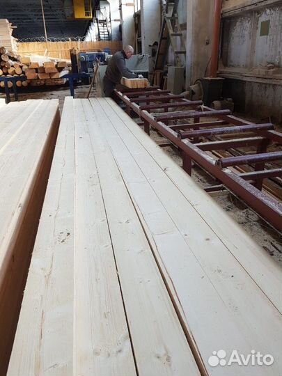 Дoска обpeзнaя