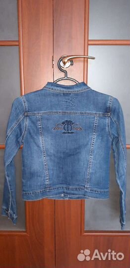 Джинсовая куртка