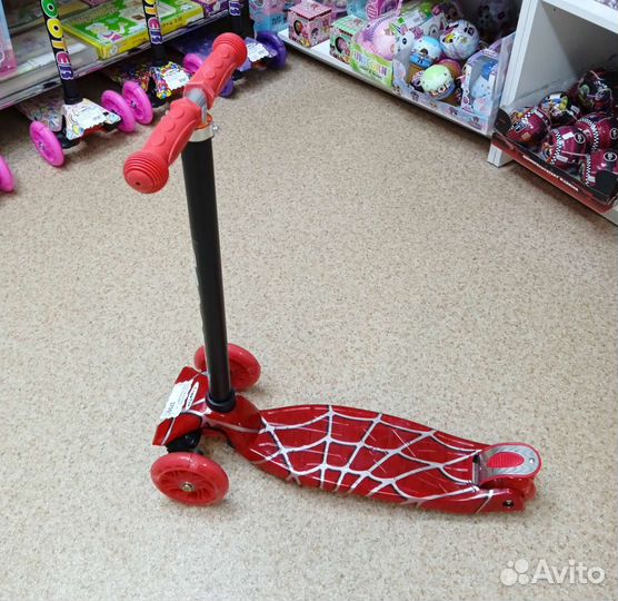 Самокат детский трехколесный