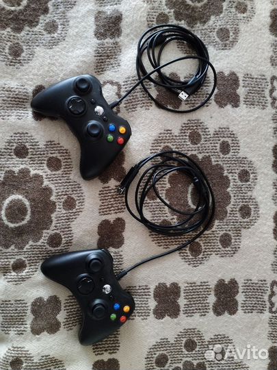 Два джойстика xbox 360 проводные