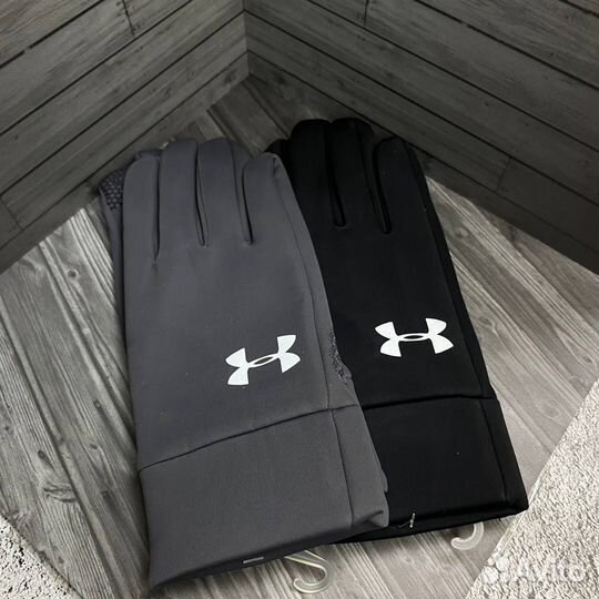 Перчатки Under Armour новые