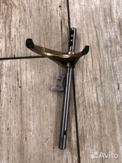 Вилка МКПП Renault Logan седан 1.4 2008