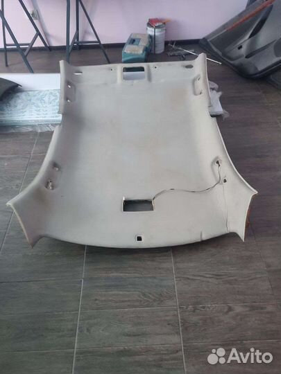 Потолок Тoyota Аvensis Т250