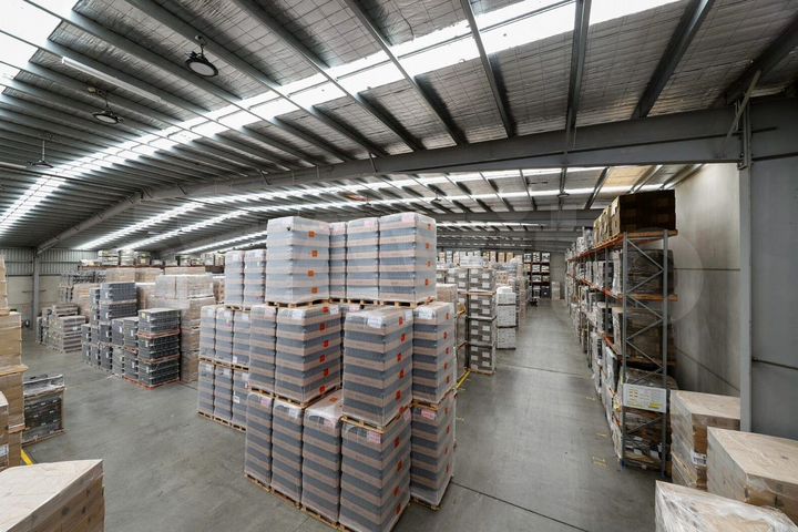 Склад, 5900 м²