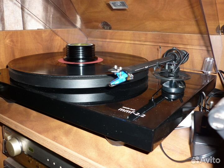 Виниловый проигрыватель Music-hall-mmf -2-2 \ le