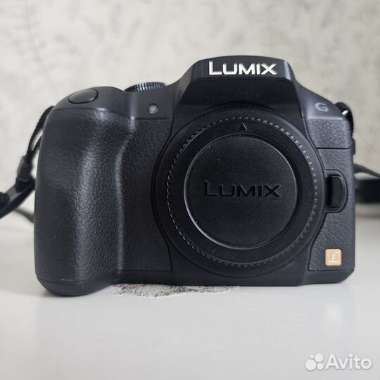 Фотоаппарат Panasonic Lumix G6 Как новый