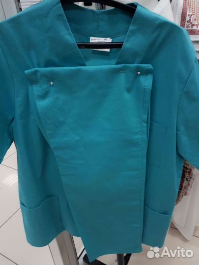 Медицинский костюм