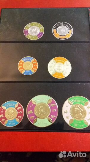 Почтовые марки на фольге (круглые) Катар и Бурунди