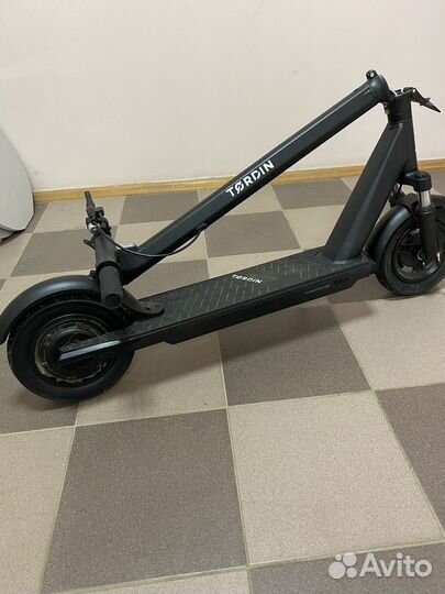 Самокат взрослый электрический