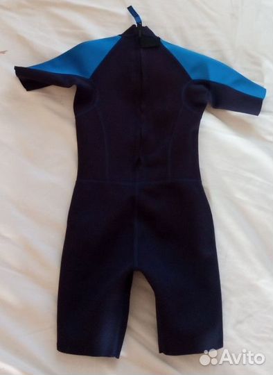 Детский неопреновый костюм для купания