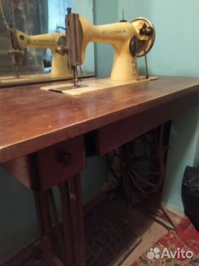 Швейная машинка тикка