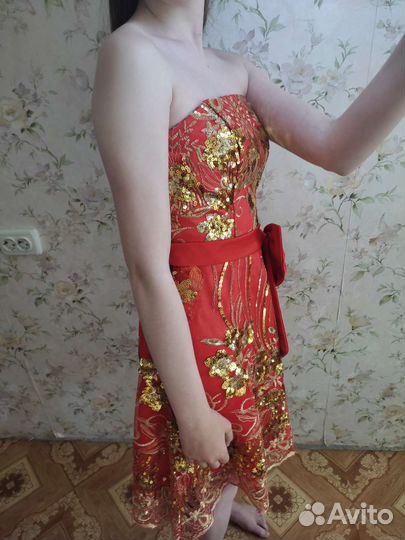 Платье на праздник