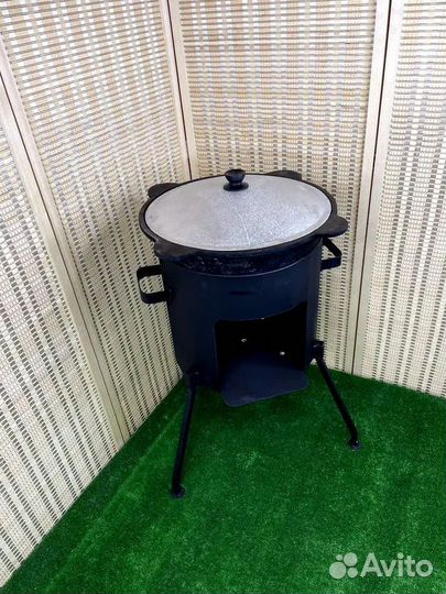 Казан чугунный 12 литров с печкой
