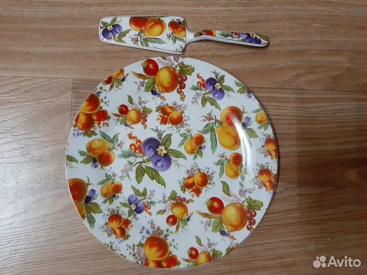 Блюдо для торта с лопаткой