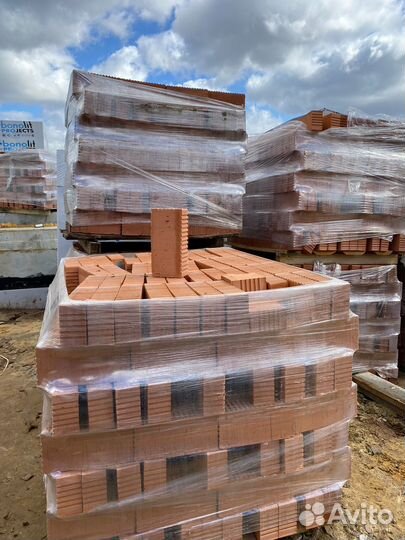 Кирпич рядовой красный