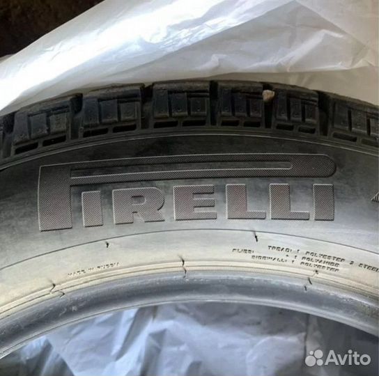 Pirelli Ice Zero FR 225/55 R17