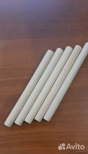 Круглая деревянная палочка