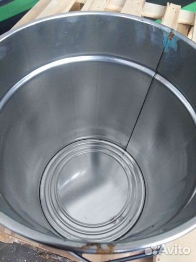 Ведро металлической б/у