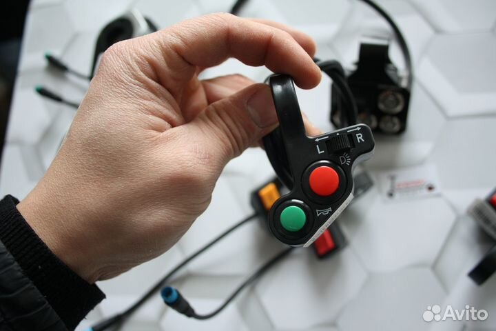 Переключатели света сигнала для электросамоката