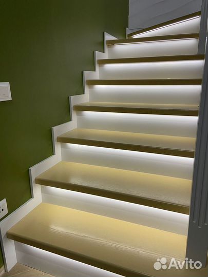 Подсветка лестницы. Умный свет