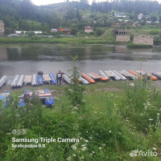 Туристический катамаран