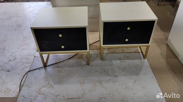 Тумба прикроватная