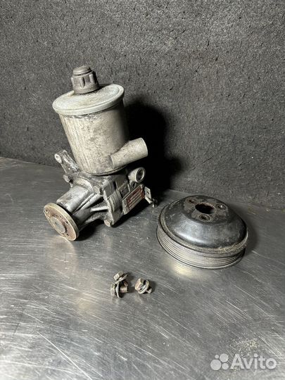 Насос гур mercedes w124