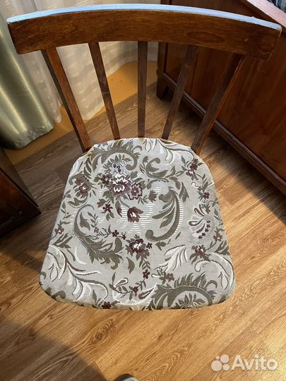 Стол раздвижной и 4 стула СССР