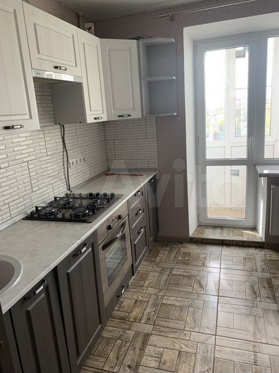 2-к. квартира, 52 м², 2/5 эт.