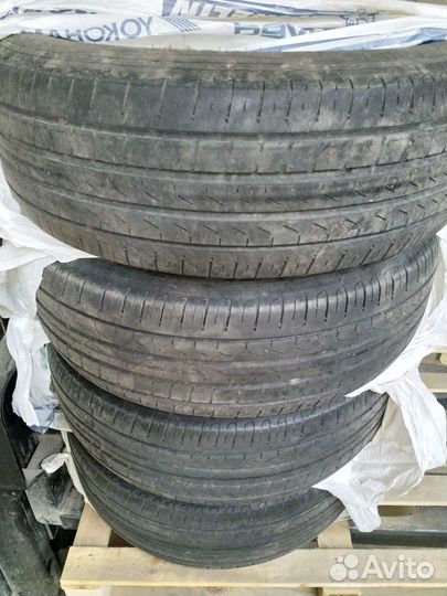 Pirelli Scorpion S/T 215/65 R17