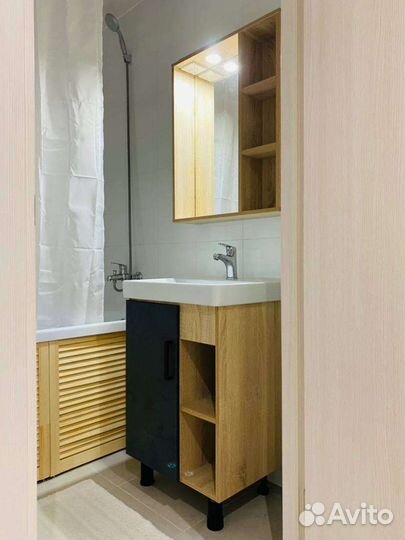 Тумба и зеркало под раковину пик