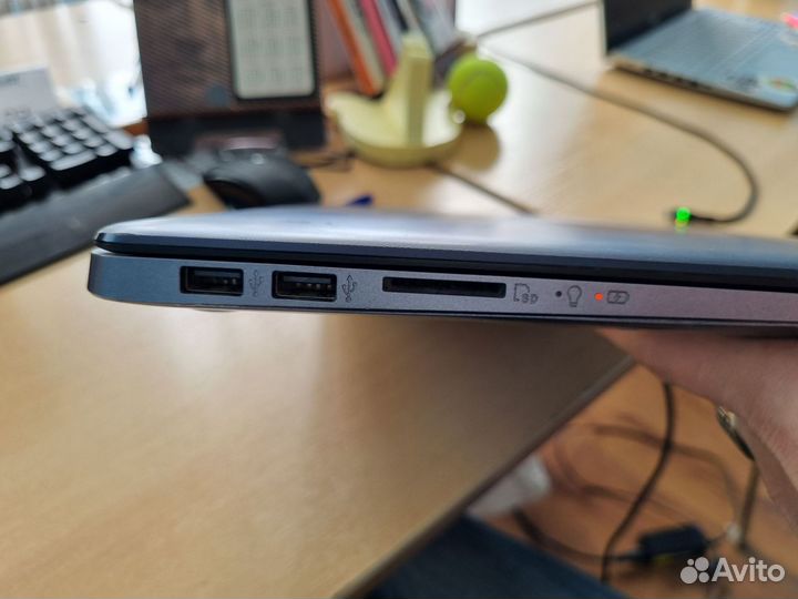 Ультрабук asus X510U