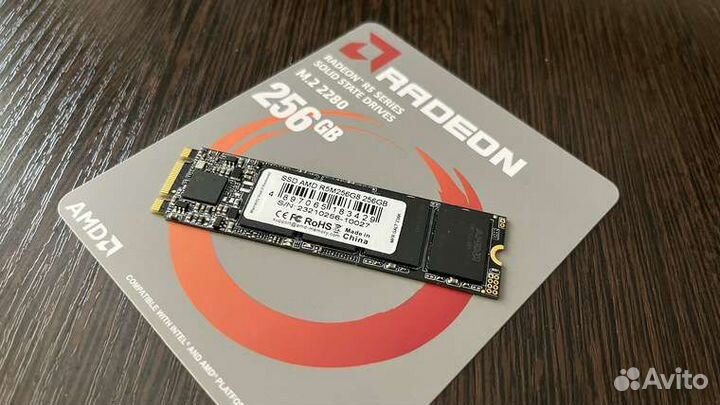 Новые ssd AMD Radeon R5 2.5, M.2 128,256,512,960gb