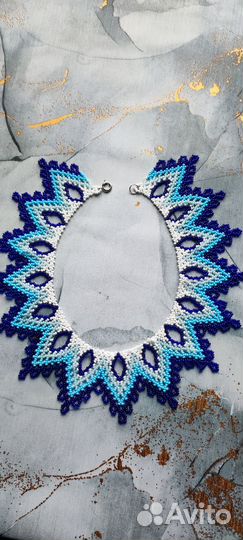 Колье из бисера