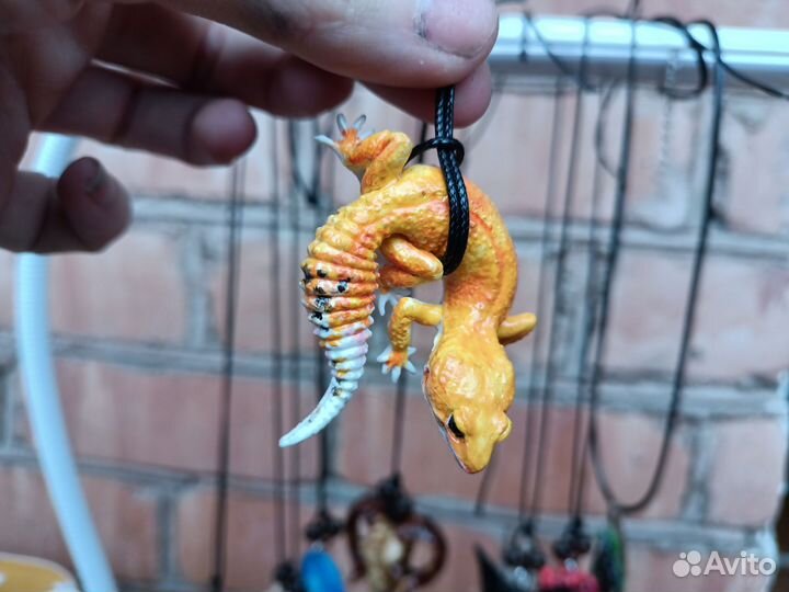 Кулон эублефар ящерица разные на заказ